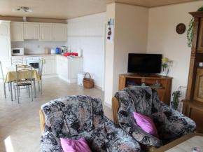 Geraeumige Ferienwohnung mit Garten in Brusow, Kröpelin